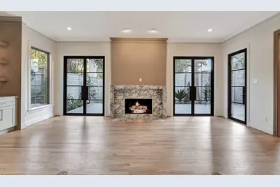 74 Briar Hollow Lane, Houston, TX 77027 - Photo 3