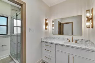 74 Briar Hollow Ln, Houston, TX 77027 - Photo 39