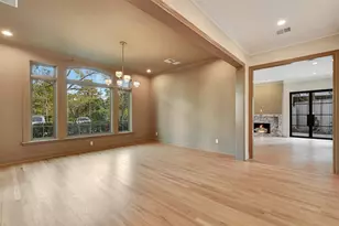 74 Briar Hollow Ln, Houston, TX 77027 - Photo 9