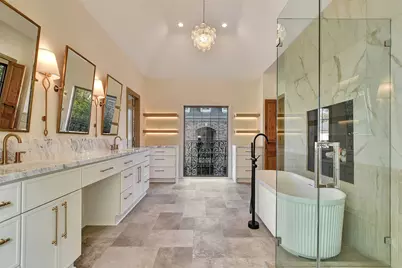 74 Briar Hollow Lane, Houston, TX 77027 - Photo 33