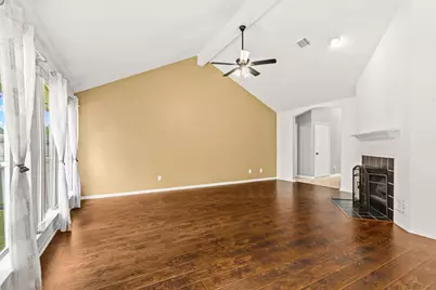 5013 Parkcrest Drive, La Porte, TX 77571 - Photo 11