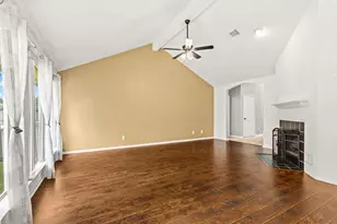 5013 Parkcrest Dr, La Porte, TX 77571 - Photo 11