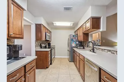 6227 Creekside Lane, League City, TX 77573 - Photo 5