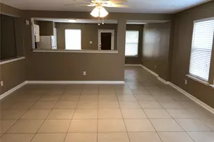 19615 Hollington Dr, Tomball, TX 77375 - Photo 3