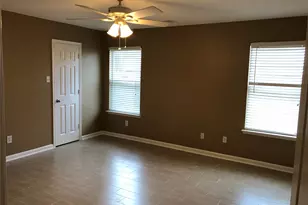 19615 Hollington Dr, Tomball, TX 77375 - Photo 15