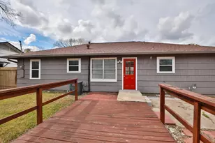 9211 Vinearbor St, Houston, TX 77033 - Photo 33