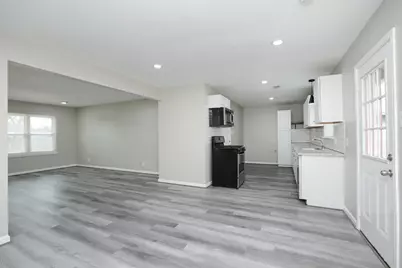 9211 Vinearbor Street, Houston, TX 77033 - Photo 11