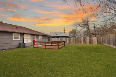 9211 Vinearbor Street, Houston, TX 77033 - Photo 29