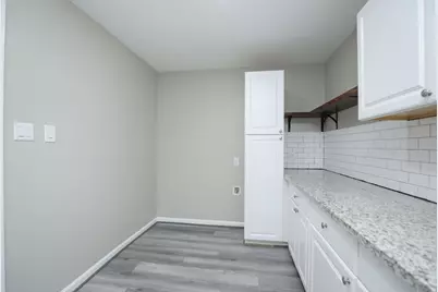 9211 Vinearbor Street, Houston, TX 77033 - Photo 15