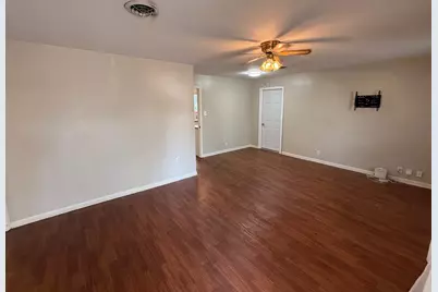 7 Maple Lane, Galveston, TX 77551 - Photo 15