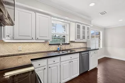 5911 Southern Hills Drive, Houston, TX 77069 - Photo 11
