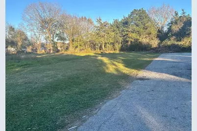 3900 Avenue B, Brookshire, TX 77423 - Photo 3