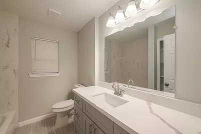 5755 Heron Drive, Houston, TX 77033 - Photo 27