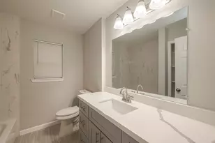 5755 Heron Dr, Houston, TX 77033 - Photo 27