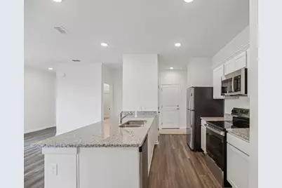 3207 Diamond View Lane, Angleton, TX 77515 - Photo 3