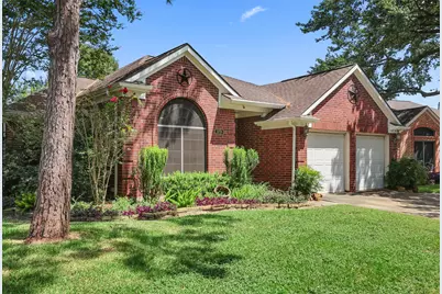 3721 Pin Oak Drive E, Pearland, TX 77581 - Photo 3