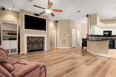3721 Pin Oak Drive E, Pearland, TX 77581 - Photo 15