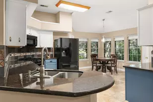 3721 Pin Oak Dr E, Pearland, TX 77581 - Photo 11
