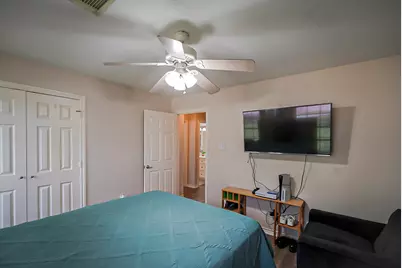 200 Canterbury Drive, Conroe, TX 77303 - Photo 25