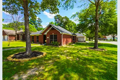 200 Canterbury Drive, Conroe, TX 77303 - Photo 3