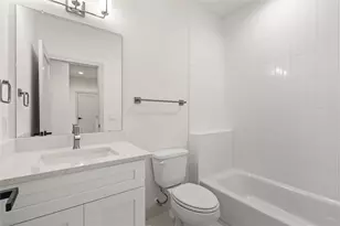 12804 Buffalo Wls Dr, Houston, TX 77045 - Photo 15