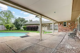 10321 Willowgrove Dr, Houston, TX 77035 - Photo 29