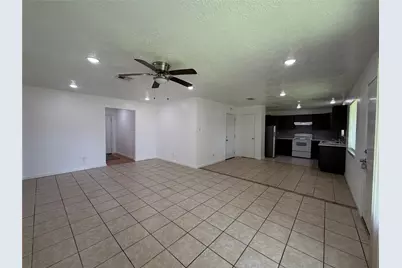 9911 Cardinal Street, La Porte, TX 77571 - Photo 7