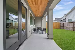 804 Milwaukee St, Houston, TX 77009 - Photo 31