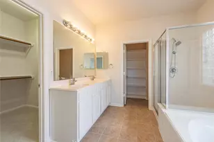 1319 Palermo Dr, Pearland, TX 77581 - Photo 13