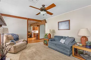 111 S 8th St, Highlands, TX 77562 - Photo 31