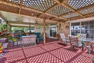 111 S 8th Street, Highlands, TX 77562 - Photo 17