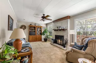 111 S 8th St, Highlands, TX 77562 - Photo 29