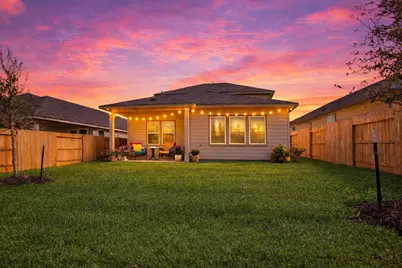 422 Gram Hill Drive, Conroe, TX 77316 - Photo 3