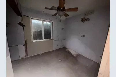 4010 Woodhaven Street, Houston, TX 77025 - Photo 3