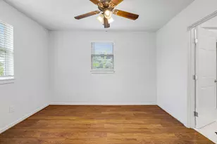 7515 Magnolia St, Houston, TX 77023 - Photo 15