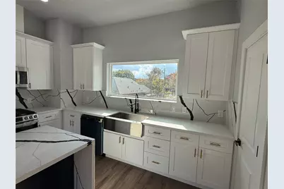 2604 Rosalie Street, Houston, TX 77004 - Photo 9