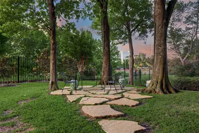 2001 Holcombe Boulevard #2305, Houston, TX 77030 - Photo 39