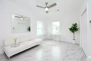 8312 Comal St, Houston, TX 77051 - Photo 9