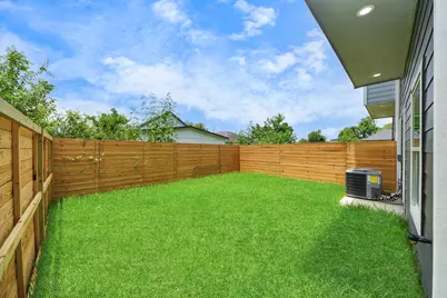 8312 Comal Street, Houston, TX 77051 - Photo 15