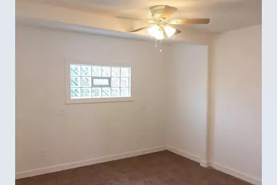 5311 Perry Avenue, Galveston, TX 77551 - Photo 7