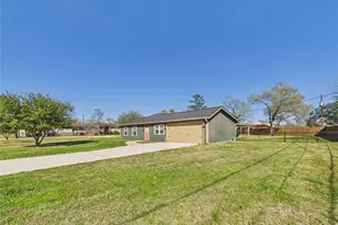531 Oakdale St, Shoreacres, TX 77571 - Photo 5