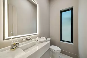 511 W Polk St, Houston, TX 77019 - Photo 13