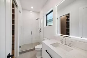 511 W Polk St, Houston, TX 77019 - Photo 29