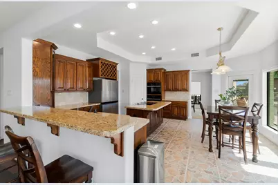 289 Bayview Lane, Livingston, TX 77351 - Photo 9