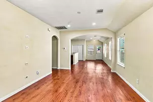 18810 N Lyford Dr, Katy, TX 77449 - Photo 3
