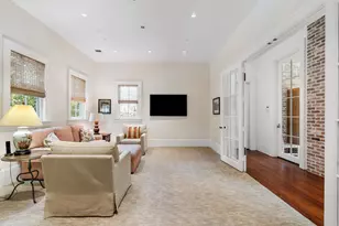 8 Tokeneke Trail, Houston, TX 77024 - Photo 17