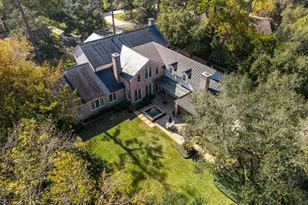 8 Tokeneke Trail, Houston, TX 77024 - Photo 47