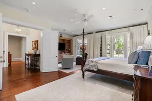 8 Tokeneke Trail, Houston, TX 77024 - Photo 19