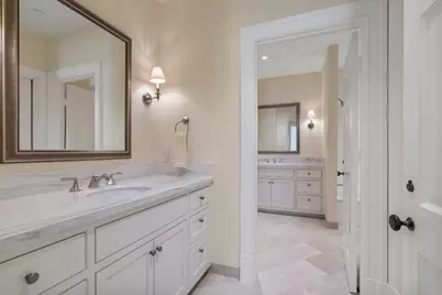 8 Tokeneke Trail, Houston, TX 77024 - Photo 33