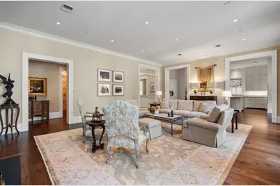 8 Tokeneke Trail, Houston, TX 77024 - Photo 13